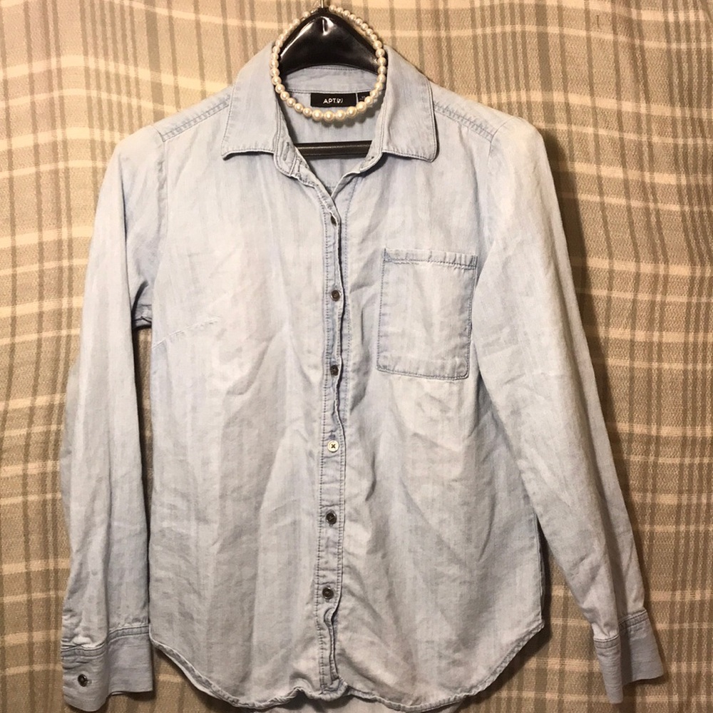Long sleeve button up